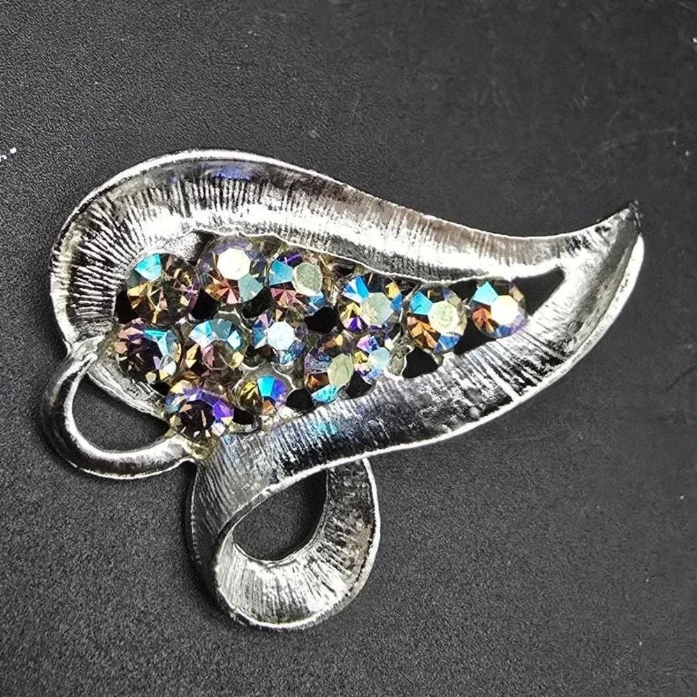 Aurora Borealis Rhinestone Leaf Brooch Silver Tone Blue Vintage Glam Jewelry